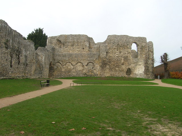 The_Chapter_House,_Reading_Abbey_-_geograph.org.uk_-_397668[1]