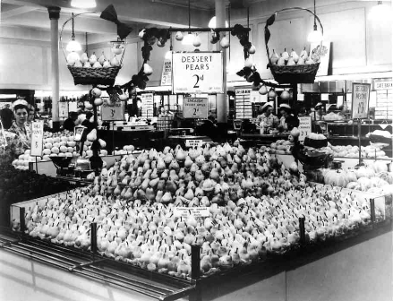 SMALL Pear display 1930's