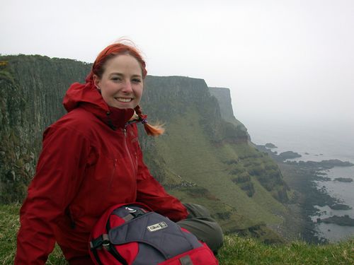 Alice on cliff